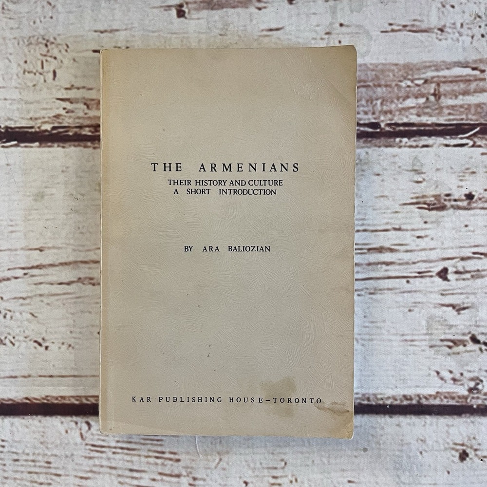 Armenians Their History and Culture By Ara Baliozian 1975 Softcover Book Kar